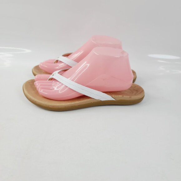 OluKai Women's Bright White Full-Grain Leather Honu Beach Thong Sandal Size 10 - Picture 2 of 6